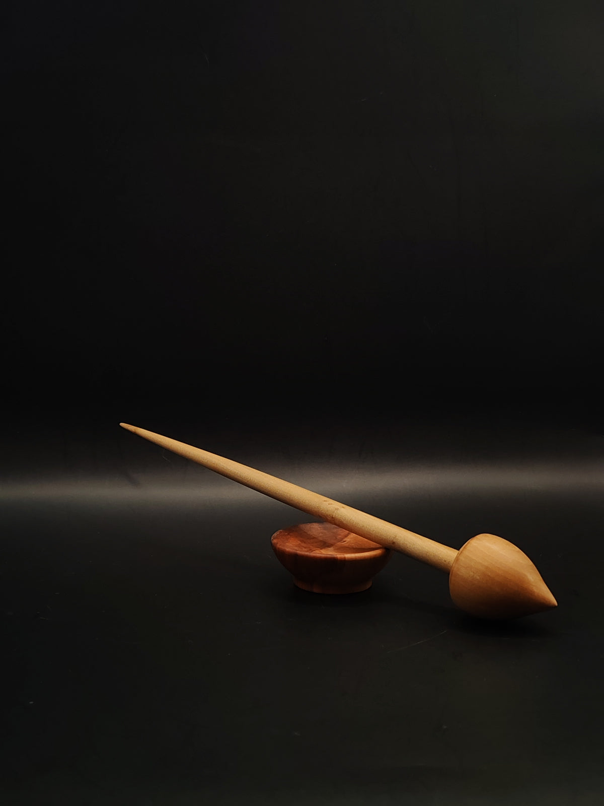 Pear Support Spindle Set with Plum Bowl – 24g / 0.85 oz